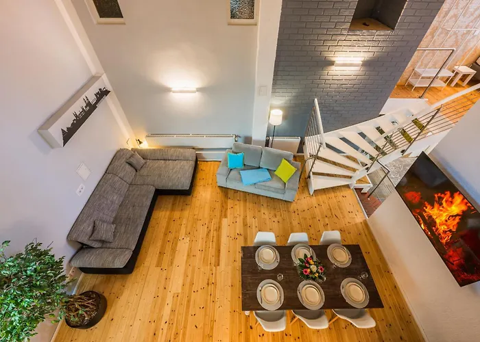 Grosszuegige 140qm Zentral Von Apartamento